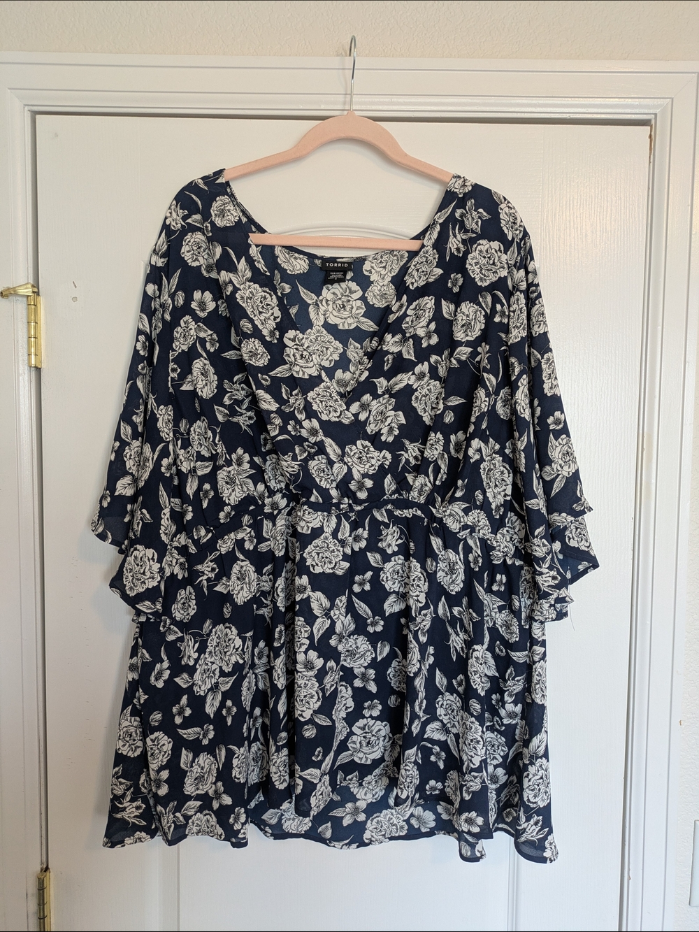 Floral Navy and White V-Neck Tunic Dress